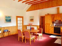 Holiday cottage garden/grounds