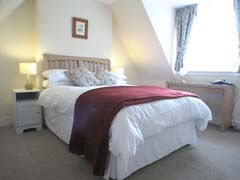 cottage sleeps 4