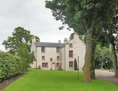 self-catering Angus
