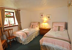 twin bedroom
