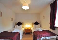 twin bedroom