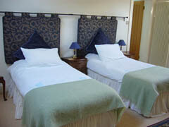 sleeps 4