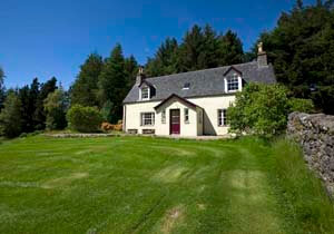 self-catering sleeps 7
