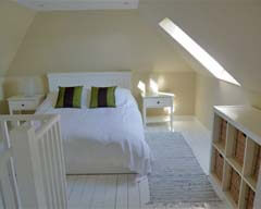 sleeps 2
