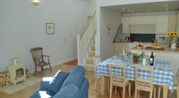spacious dunkeld holiday cottage