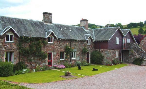 Loch Tay lodges