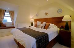 kingsize bed