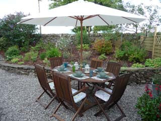 take your horse self-catering