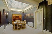 sleeps 12