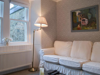 country cottage sitting room