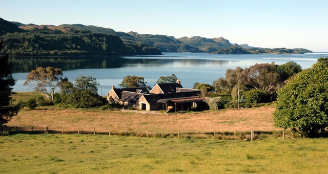 Craigdhu Farmhouse to rent ariel view