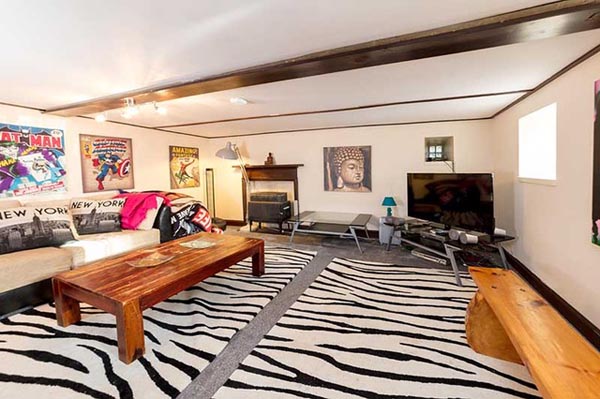 TV room, cinema and games room