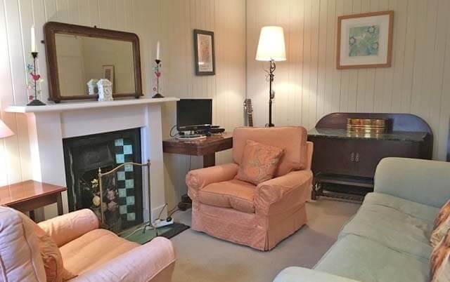 sittingroom with real log fire