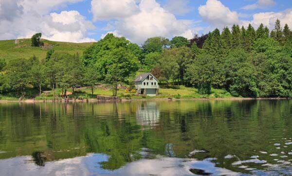 Boathouse holiday