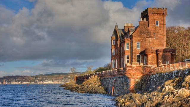 Accommodation by the sea in Oban