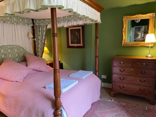 4 poster bed in master bedroom