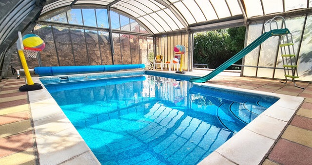 indoor swimming pool