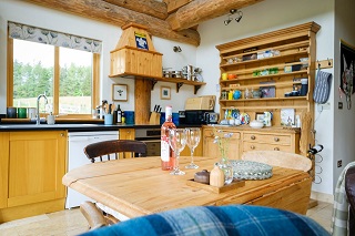country cottage kitchen