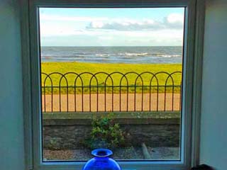 seaside holiday cottage Scotland