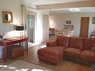 comfortable sittingroom
