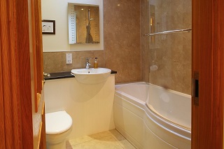 luxury bathroom