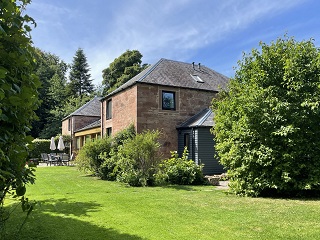 Kinblethmont Coach House, Kinblethmont, By Arbroath, Angus