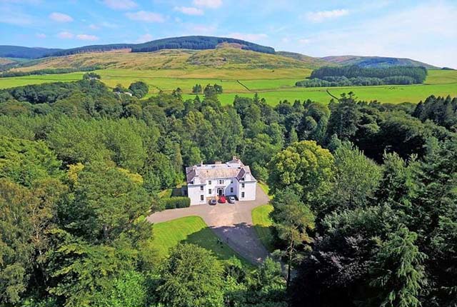 Large holiday house Moffat