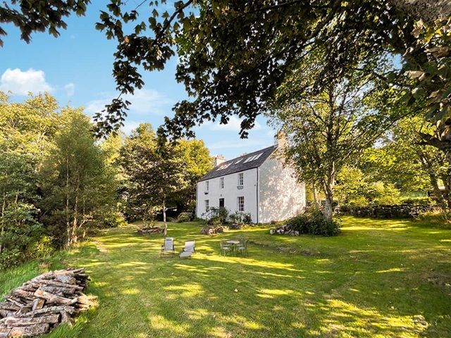 Applecross self-catering holiday Manse by the sea