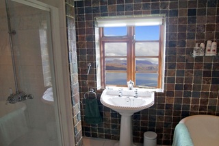 stunning bathroom views