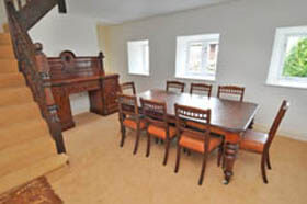 diningroom sits 12