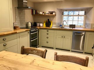 Luxury country cottage kitchen