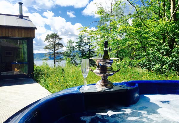 Hot tub with champagne overlooking Loch