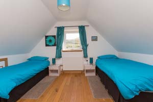 twin bedded room