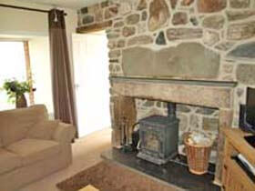 sleeps 3