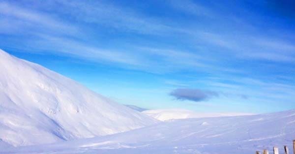 skiing in Scotland