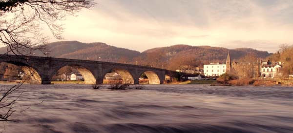 dunkeld bridge