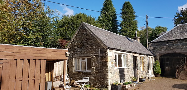 Dunnaid country cottage Perthshire to rent