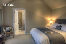 twin bedroom