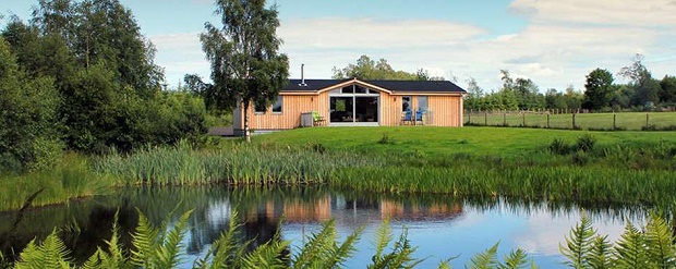 Fern Lodge, Pitlandie Wooden rental Lodges