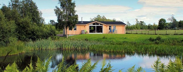 Fern Lodge, Pitlandie Wooden rental Lodges