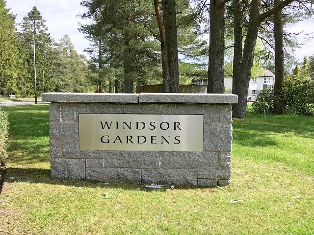 large communal gardens in Gleneagles village