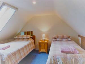 twin bedroom