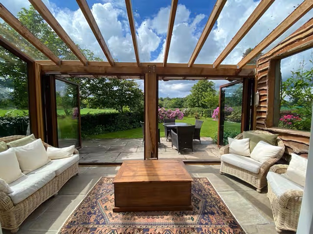 Garden room