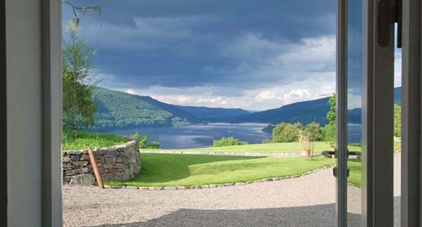 romantic country cottage with the best view