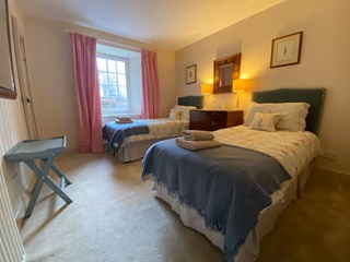twin bedroom